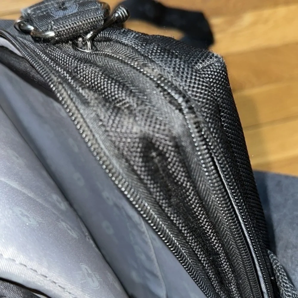 Mens Swiss Army laptop bag